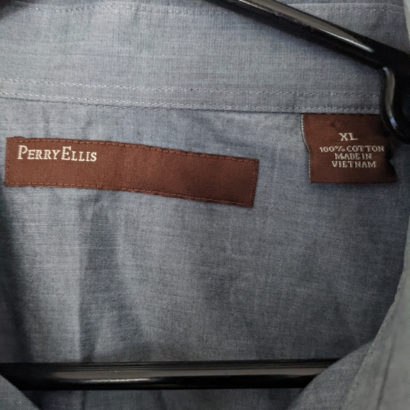 Perry Ellis Short Sleeve Dress Shirt - Picture 3 of 3